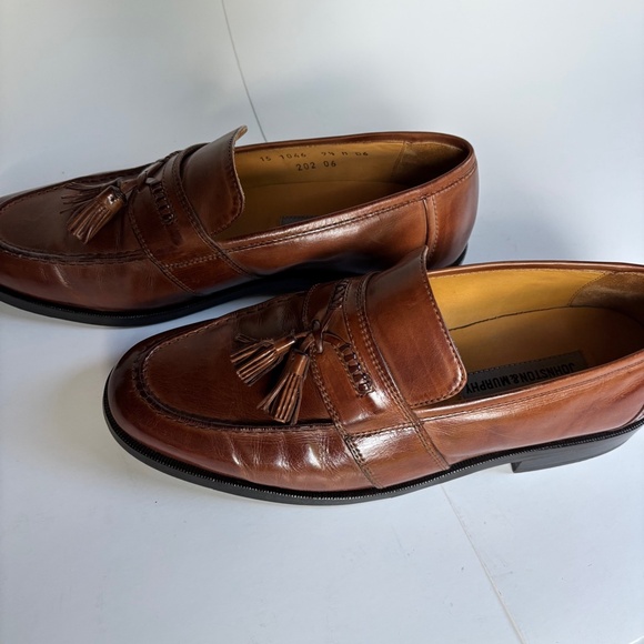 Johnston & Murphy Cresswell Tassel Loafer - Picture 3 of 7
